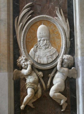 교황 성 펠릭스 4세_in the Basilica of St Peter in Vatican City.jpg